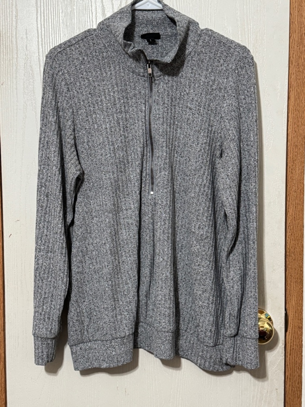 Torrid Gray Ribbed Zip Front Pullover – Size 1